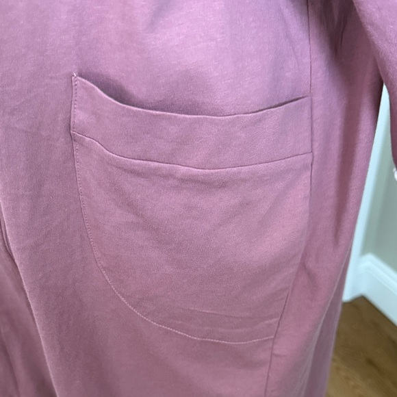 Pink Zip-Up lightweight Robe - Picture 6 of 7